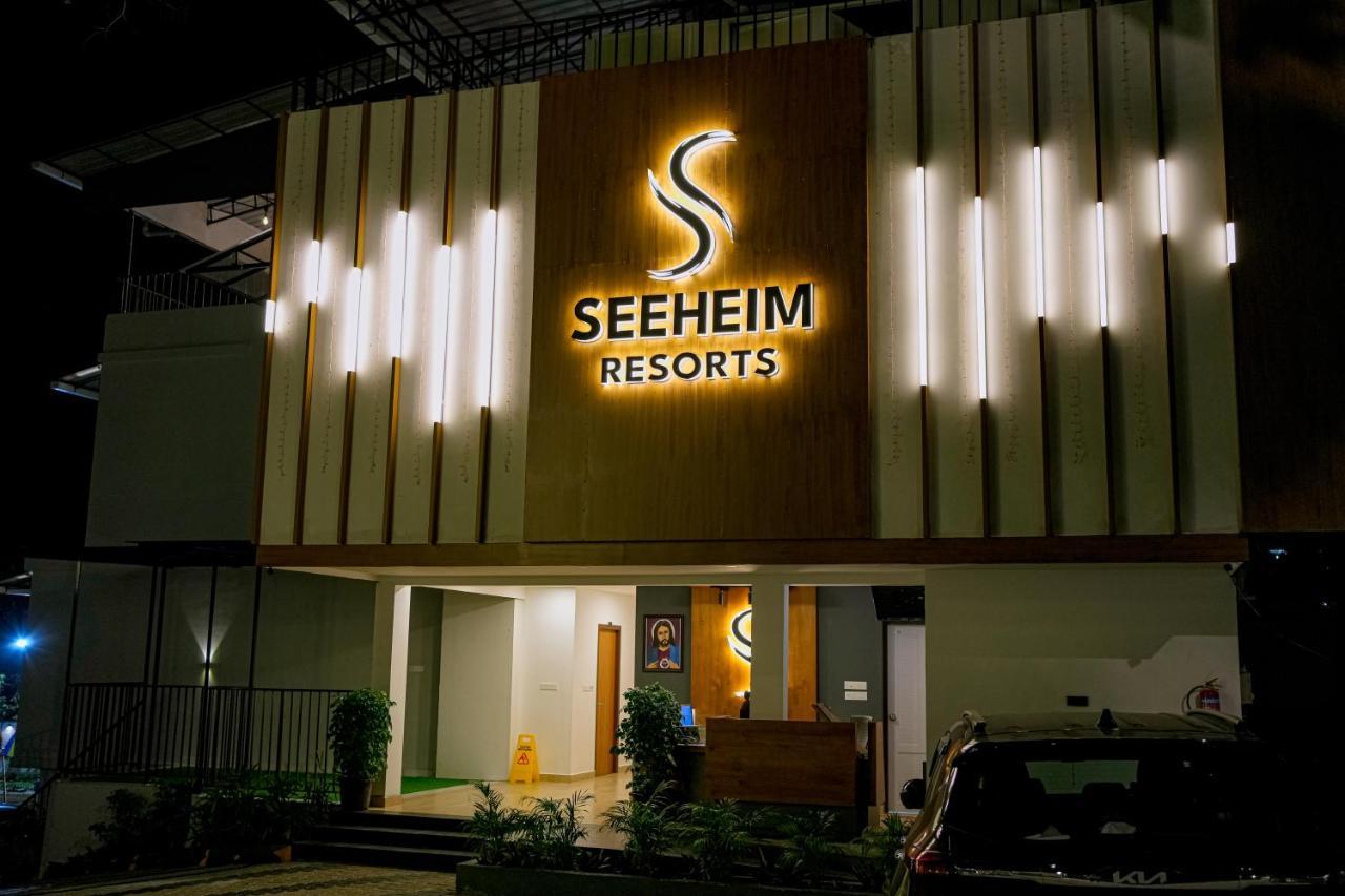 Seeheim Resorts Athirappilly Eksteriør billede