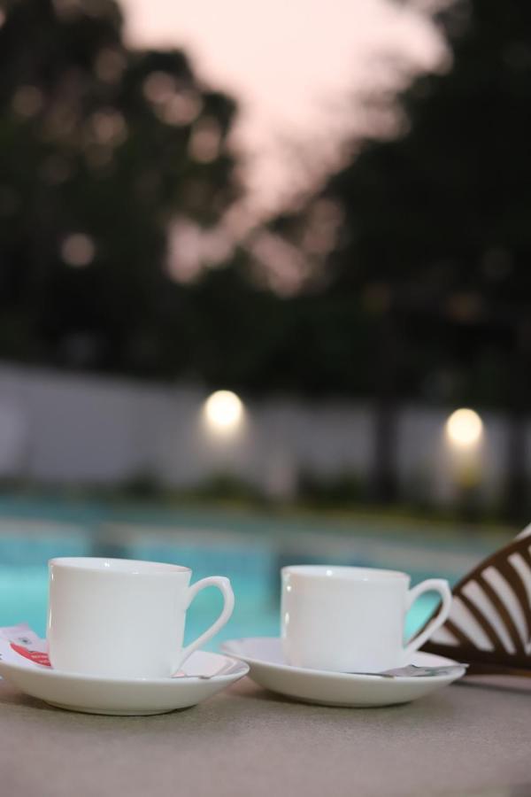 Seeheim Resorts Athirappilly Eksteriør billede