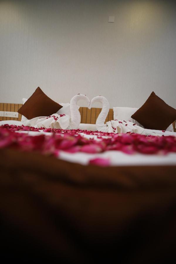 Seeheim Resorts Athirappilly Eksteriør billede