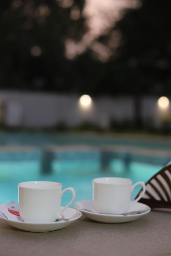 Seeheim Resorts Athirappilly Eksteriør billede