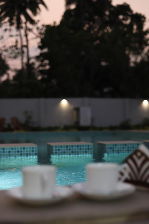 Seeheim Resorts Athirappilly Eksteriør billede